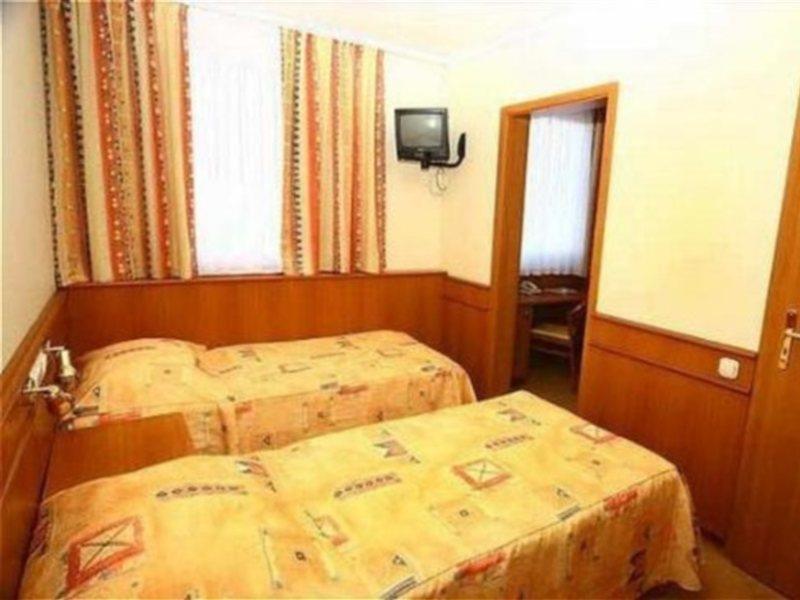 Ibis Styles Budapest Citywest Eksteriør billede