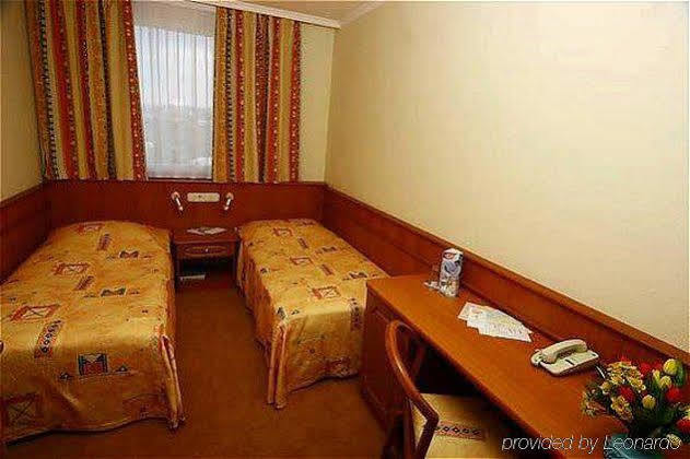Ibis Styles Budapest Citywest Eksteriør billede